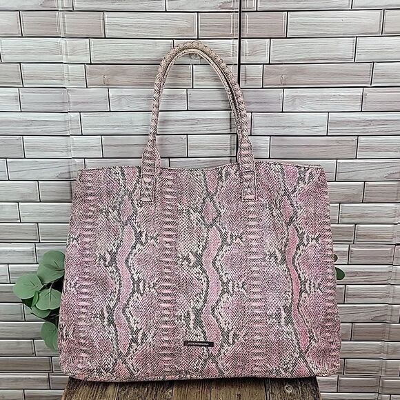 BCBGMAXAZRIA large faux snakeskin shoulder bag - Picture 2 of 9